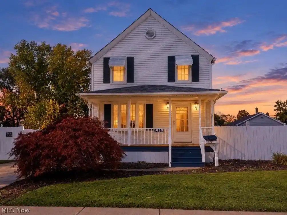 Photo 1 of Sale Pending at 1633 E 34th Street, Lorain, OH 44055 | MLS# 5254834 | Listing updated on 2026-10-26
