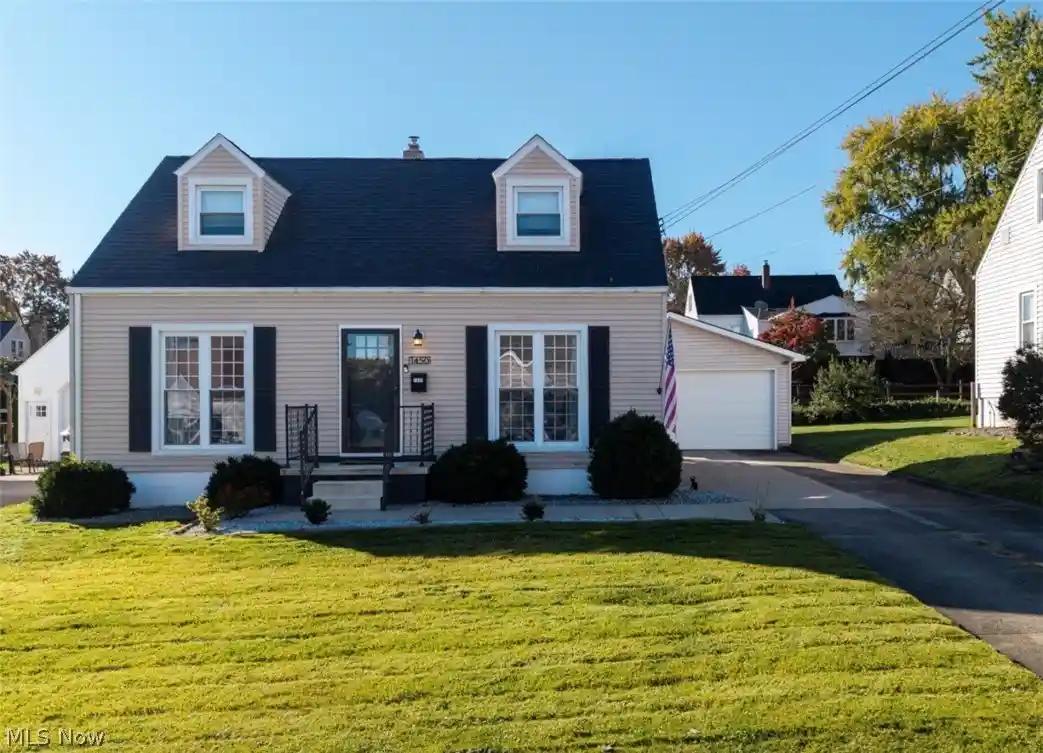 Photo 1 of Sale Pending at 1450 Ries St, Barberton, OH 44203 | MLS# 5254388 | Listing updated on 2026-10-29