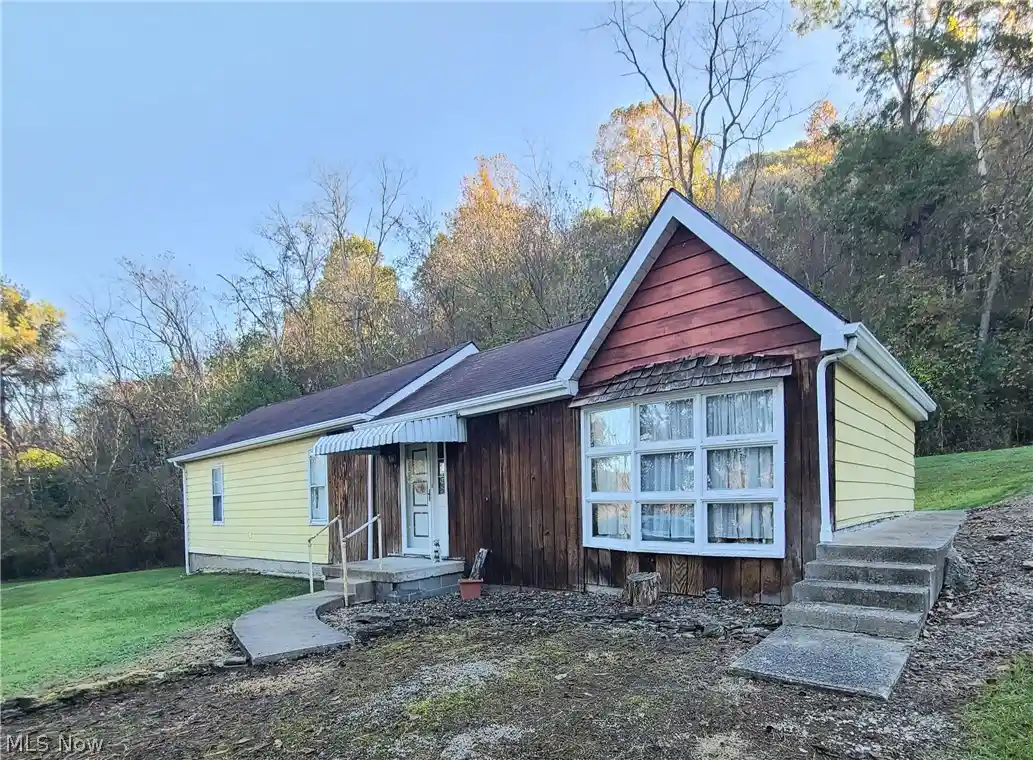 Photo 1 of Single family home for sale at 668 Dolezal Rd, Dillonvale, OH 43917 | MLS# 5254886 | Listing updated on 2026-10-22