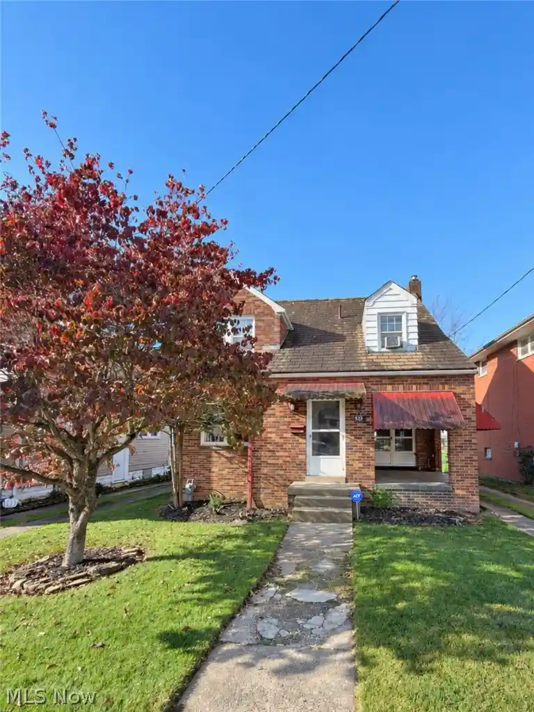 Single family home for sale at 523 Lincoln Blvd, Steubenville, OH 43952 | MLS# 5254953