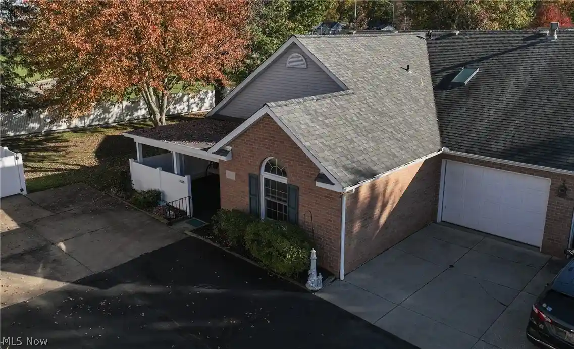 Photo 1 of Condo for sale at 1526 Rhine River Rd Nw, Uniontown, OH 44685 | MLS# 5255137 | Listing updated on 2026-10-22