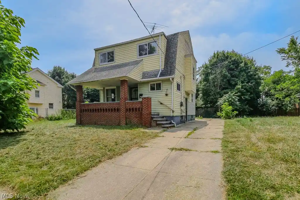 Single family home for sale at 980 Evangeline Rd, Cleveland, OH 44110 | MLS# 5255224