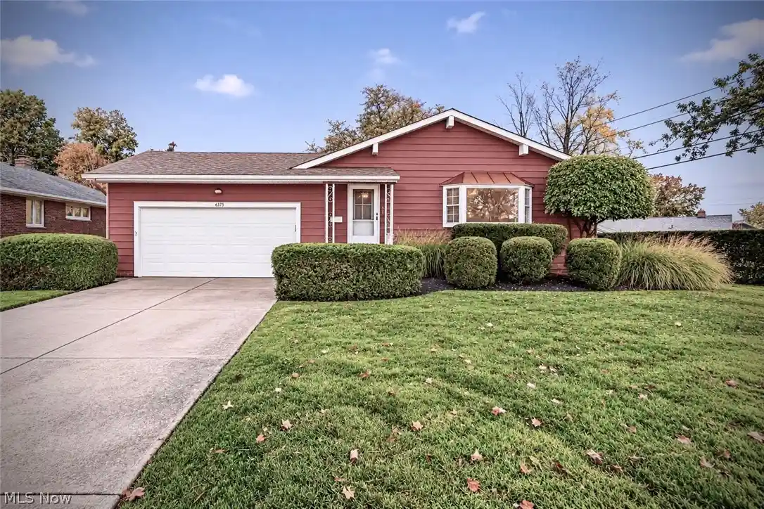 Photo 1 of Sale Pending at 6375 Ashdale Rd, Cleveland, OH 44124 | MLS# 5253872 | Listing updated on 2026-10-28