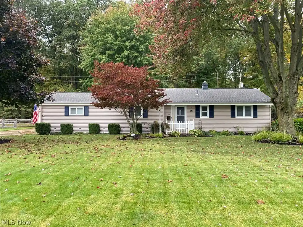 Photo 1 of Sale Pending at 198 Crestwood Dr, Avon Lake, OH 44012 | MLS# 5254868 | Listing updated on 2026-10-29