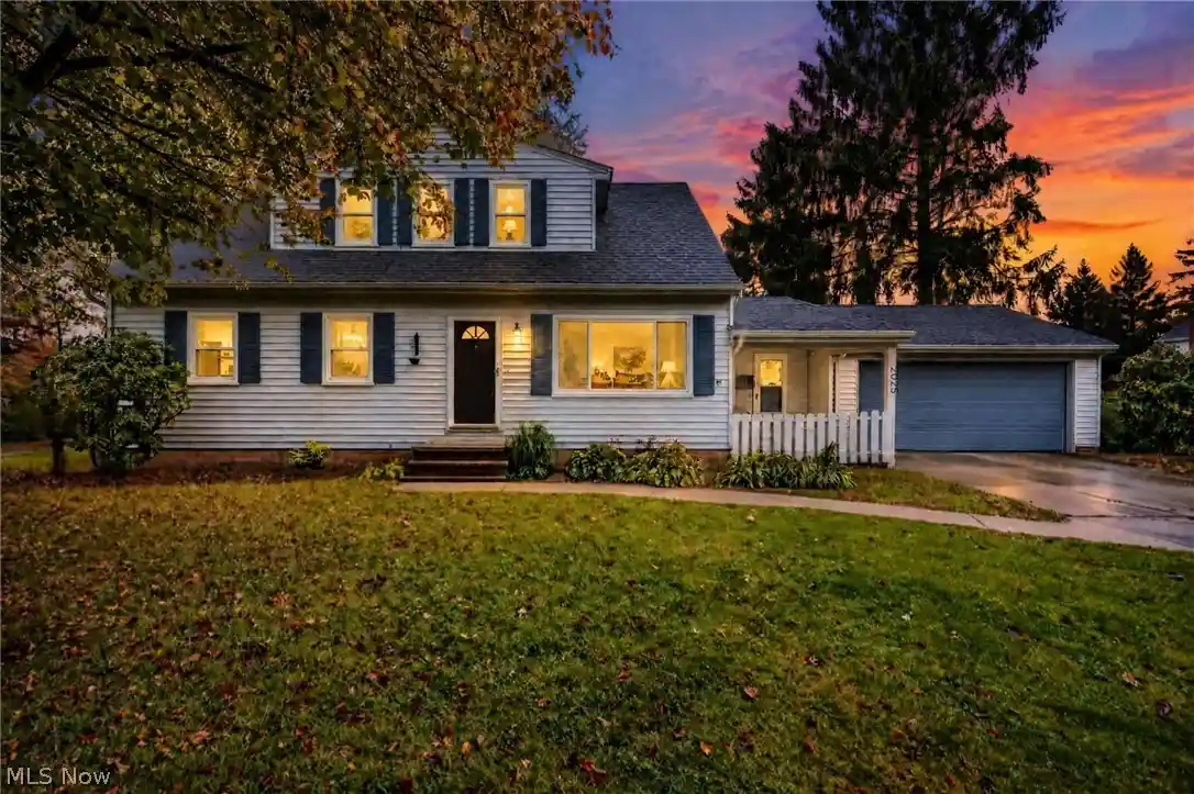 Photo 1 of Single family home for sale at 6981 Elmwood Dr, Solon, OH 44139 | MLS# 5253334 | Listing updated on 2026-10-29
