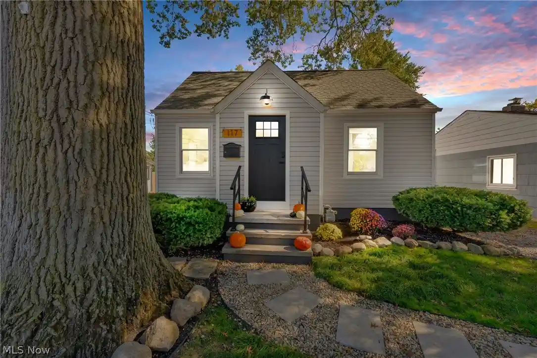 Photo 1 of Single family home for sale at 117 Lear Rd, Avon Lake, OH 44012 | MLS# 5243401 | Listing updated on 2026-10-29