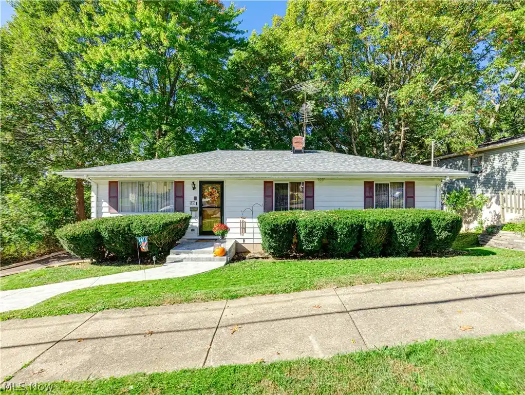 Photo 1 of Single family home for sale at 548 Gibbs Rd, Akron, OH 44312 | MLS# 5254642 | Listing updated on 2026-10-23