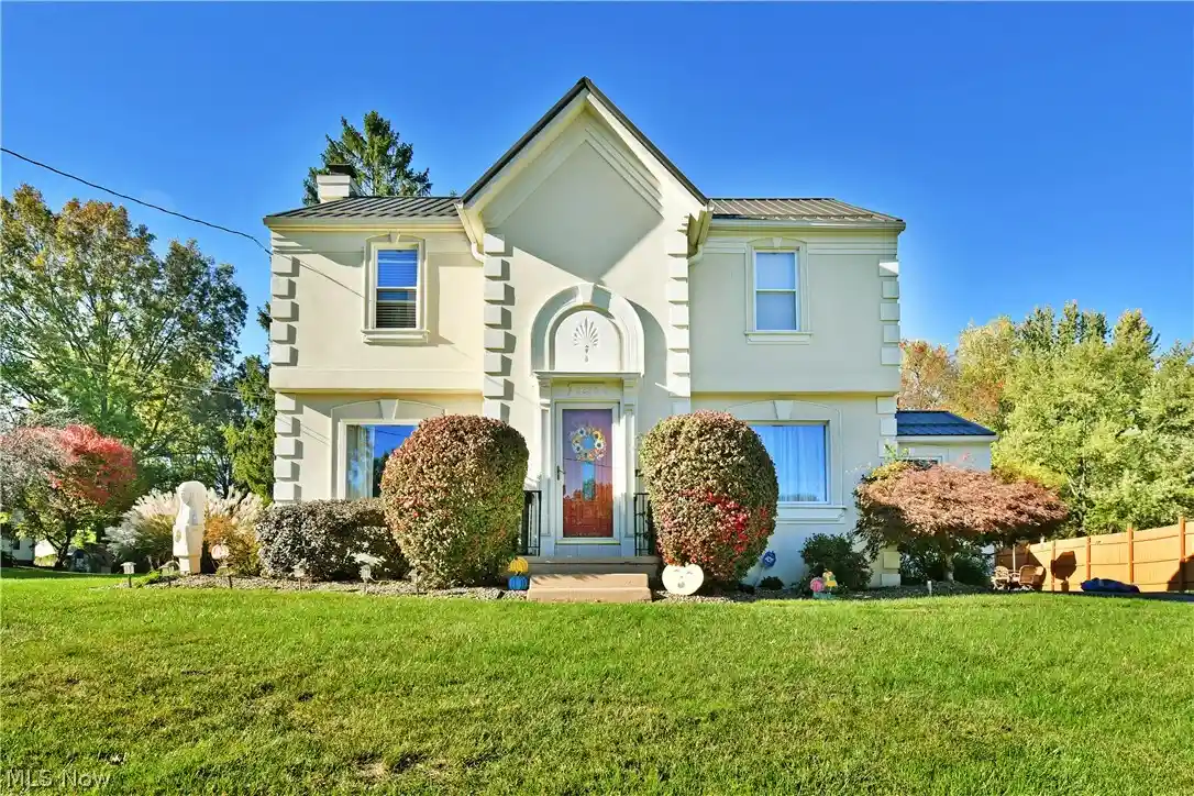 Single family home for sale at 2270 Oran Dr, Youngstown, OH 44511 | MLS# 5255429