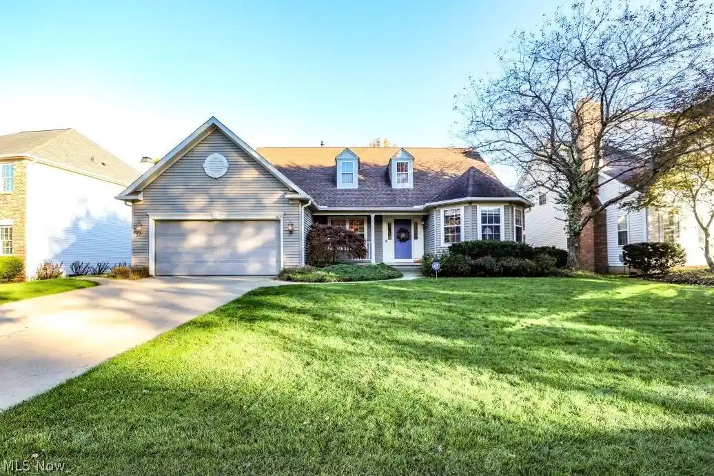 Single family home for sale at 3015 Woodcrest Dr, Fairlawn, OH 44333 | MLS# 5255385