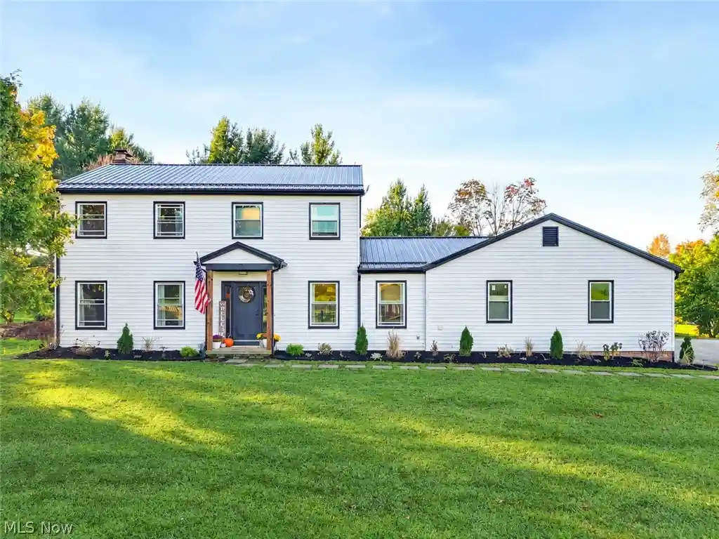 Single family home for sale at 11111 Elk Run Rd, Chardon, OH 44024 | MLS# 5242699