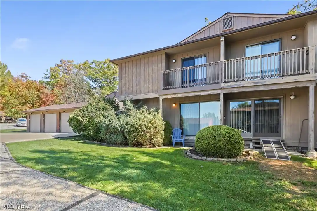 Photo 1 of Condo for sale at 7569 Creekwood Dr #21D, North Royalton, OH 44133 | MLS# 5255453 | Listing updated on 2026-10-23