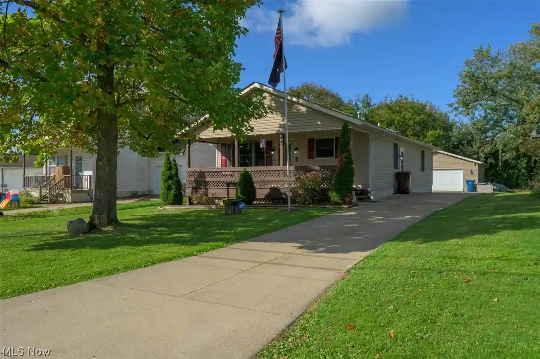 Photo 1 of Single family home for sale at 466 Fritsch Ave, Akron, OH 44312 | MLS# 5254386 | Listing updated on 2026-10-27