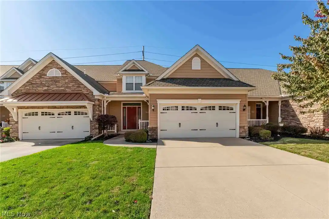 Listing Photo 1 - Condo for sale in 5118 Shepherds Gln located at 5118 Shepherds Gln, Willoughby, OH 44094 - Unit #59