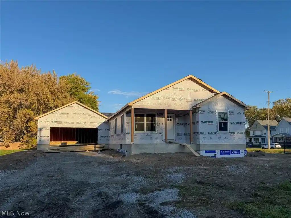 Single family home for sale at 509 W 36th Street, Ashtabula, OH 44004 | MLS# 5255325