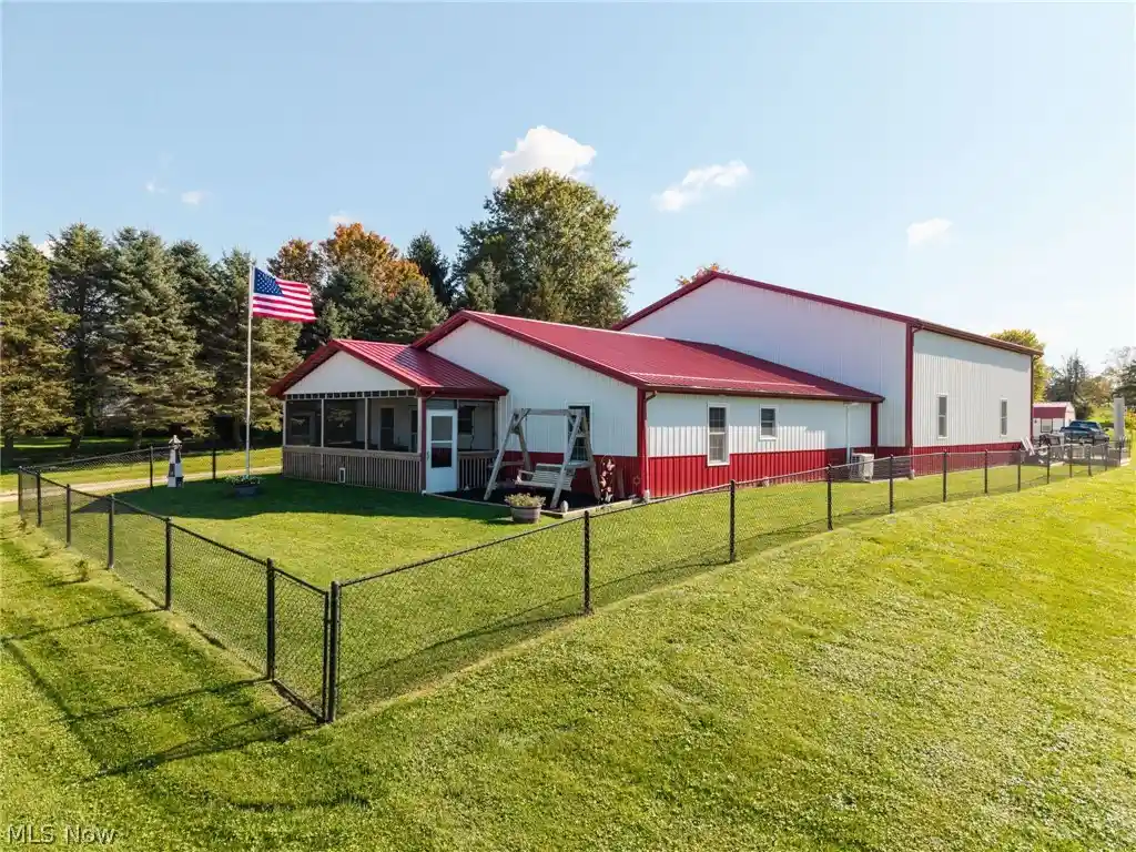 Photo 1 of Single family home for sale at 1046 W Hutton Rd, Wooster, OH 44691 | MLS# 5255260 | Listing updated on 2026-10-26