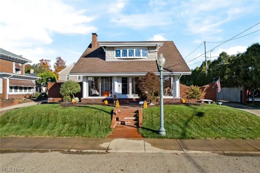 Single family home for sale at 3301 6th Street SW, Canton, OH 44710 | MLS# 5255579