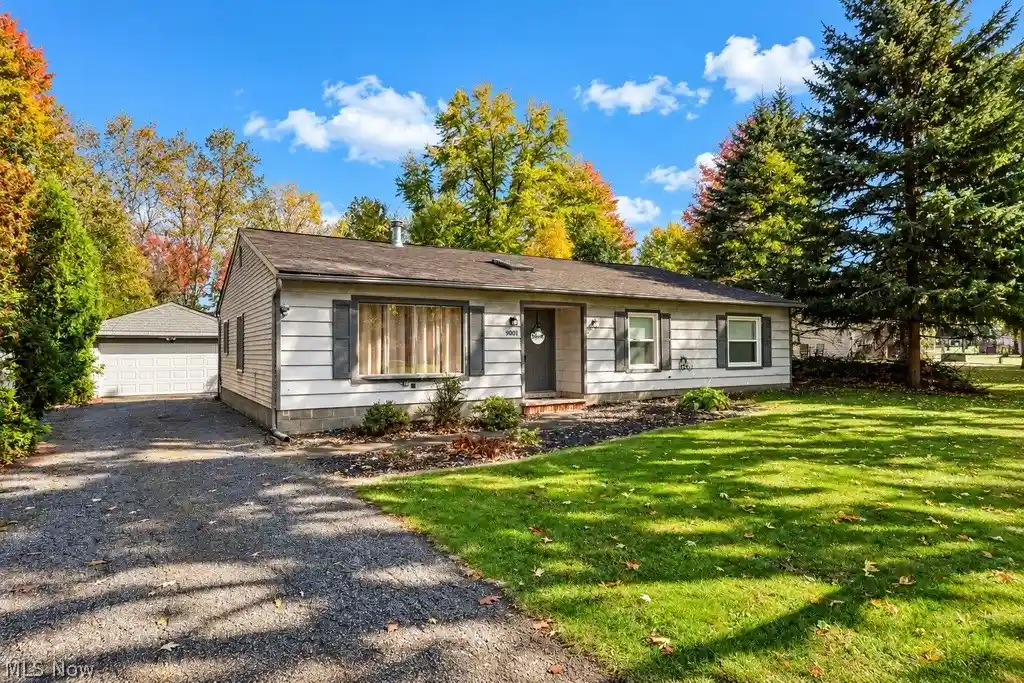 Photo 1 of Single family home for sale at 9001 Elm St, Mentor, OH 44060 | MLS# 5255530 | Listing updated on 2026-10-28
