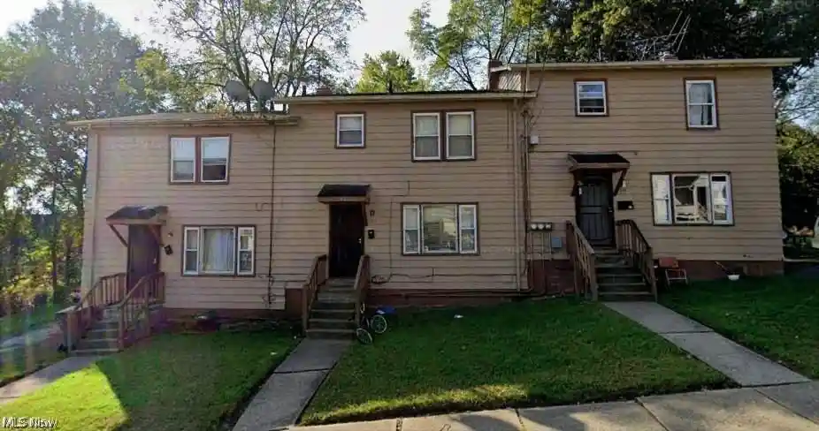 Photo 1 of Multi family home for sale at 21 Zents Ave, Youngstown, OH 44505 | MLS# 5255736 | Listing updated on 2026-10-24