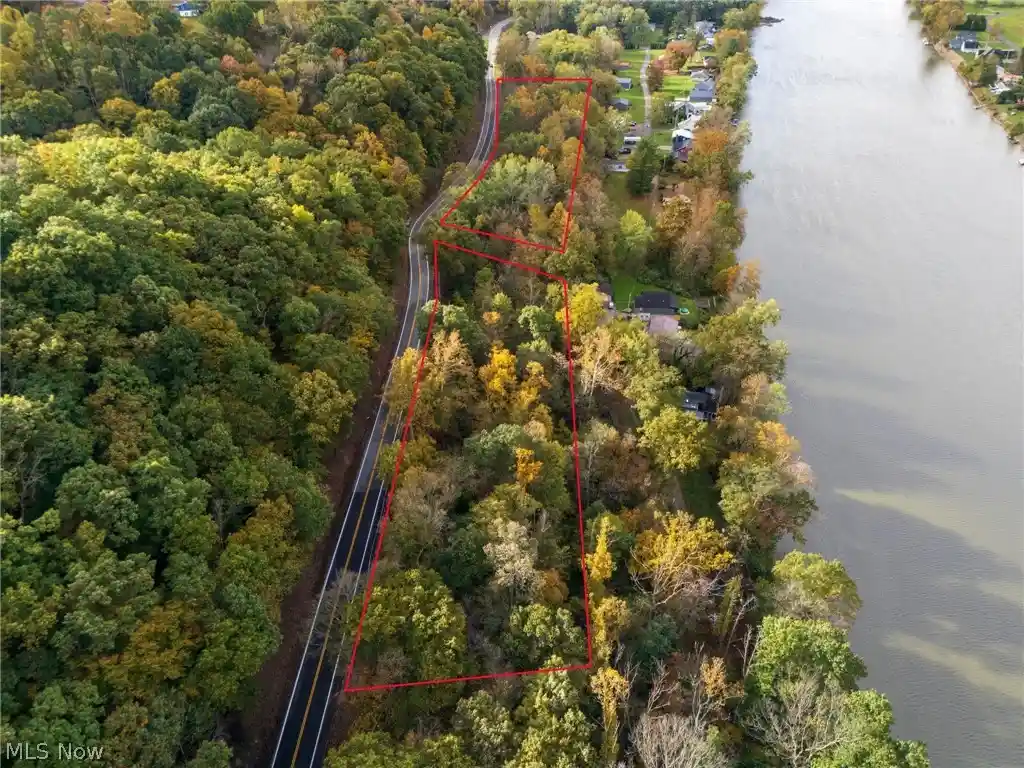 Land for sale at N River Rd, Zanesville, OH 43701 | MLS# 5255911