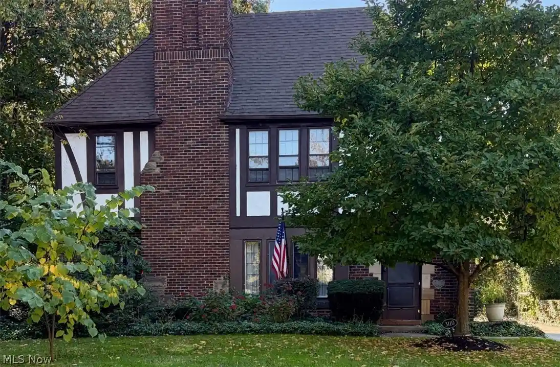 Photo 1 of Sale Pending at 3110 Warrington Rd, Cleveland, OH 44120 | MLS# 5255968 | Listing updated on 2026-10-26