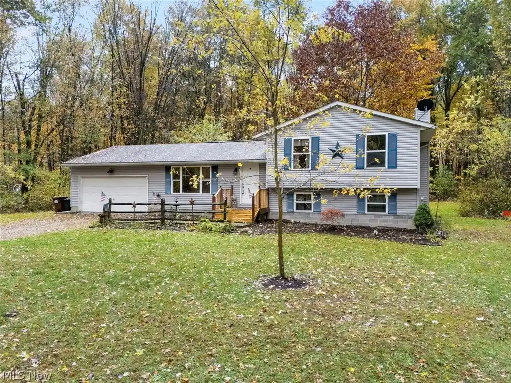 Photo 1 of Single family home for sale at 9812 Carters Frd Rd, Deerfield, OH 44411 | MLS# 5255942 | Listing updated on 2026-10-26