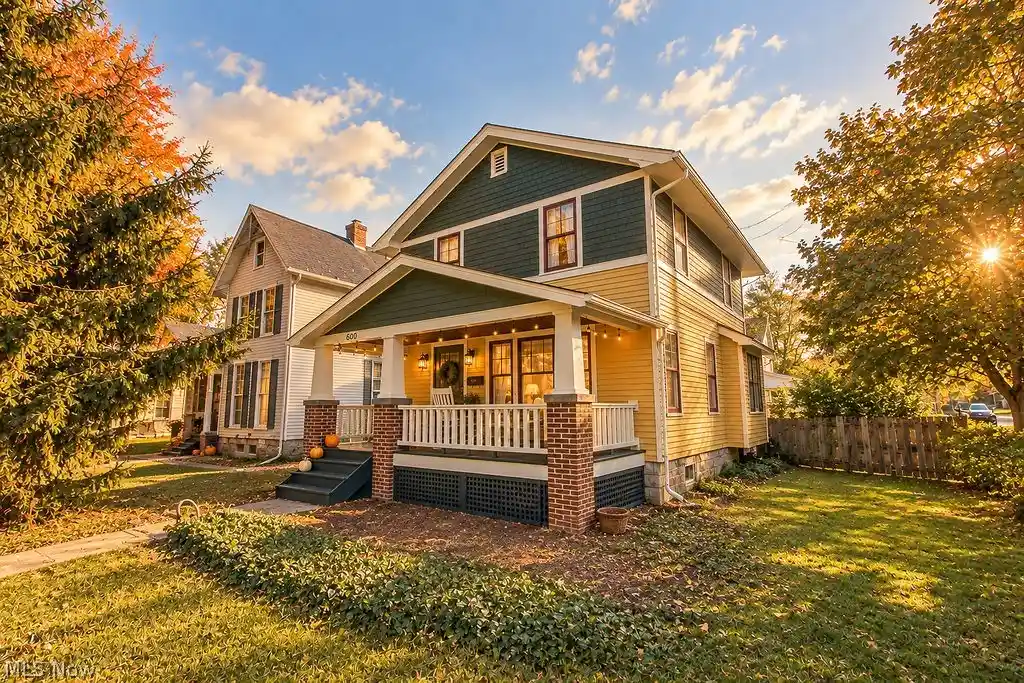 Photo 1 of Single family home for sale at 600 S Court St, Medina, OH 44256 | MLS# 5255908 | Listing updated on 2026-10-27