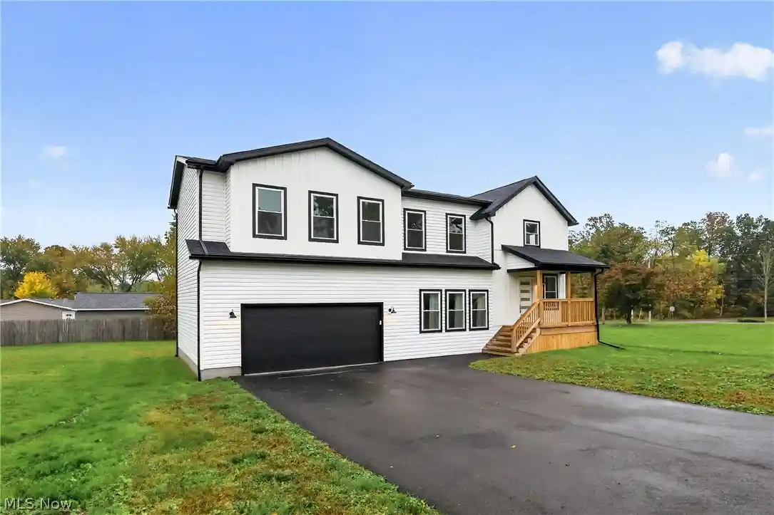 Photo 1 of Single family home for sale at 3935 Flory Ave Se, Warren, OH 44484 | MLS# 5256018 | Listing updated on 2026-10-26