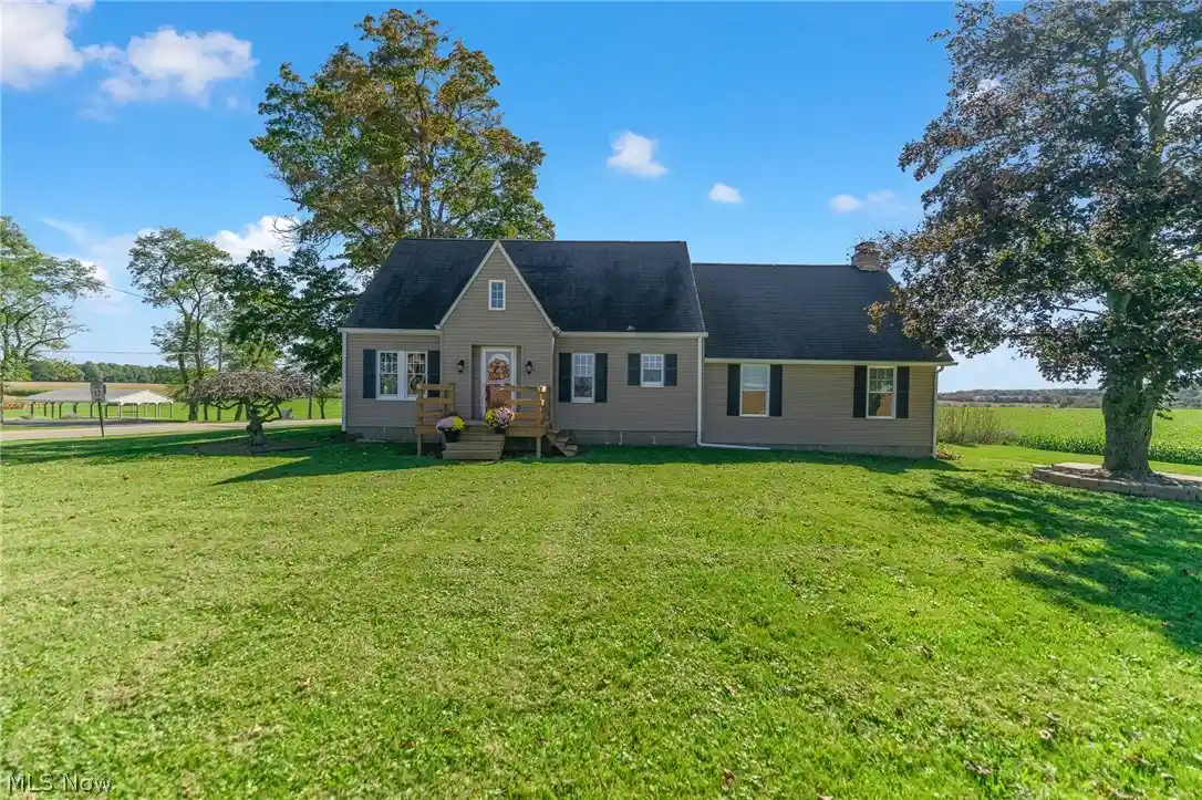 Single family home for sale at 6017 W S Range Rd, Salem, OH 44460 | MLS# 5254450