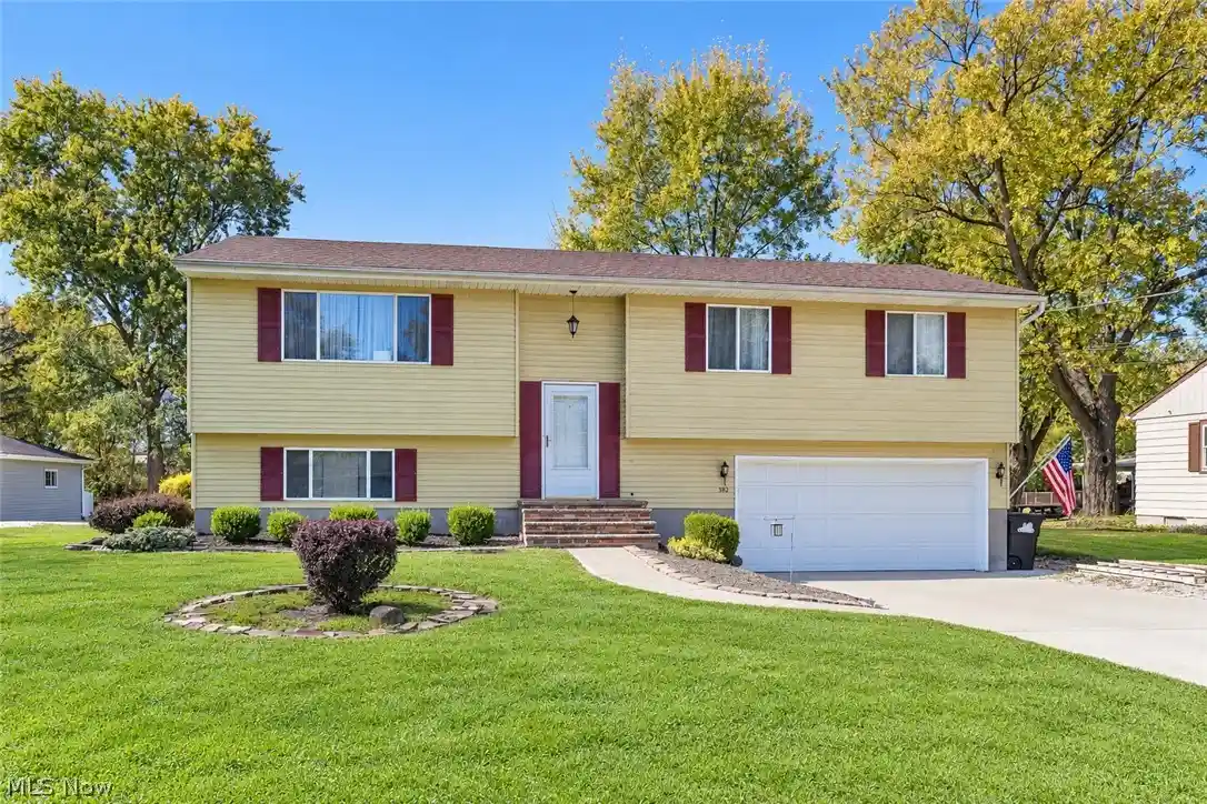 Single family home for sale at 588 Sandra Dr, Brunswick, OH 44212 | MLS# 5255856