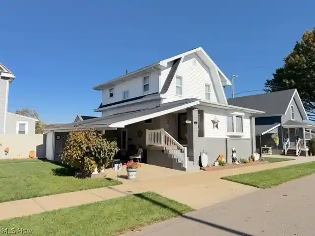Single family home for sale at 311 E 7th Street, Uhrichsville, OH 44683 | MLS# 5256008