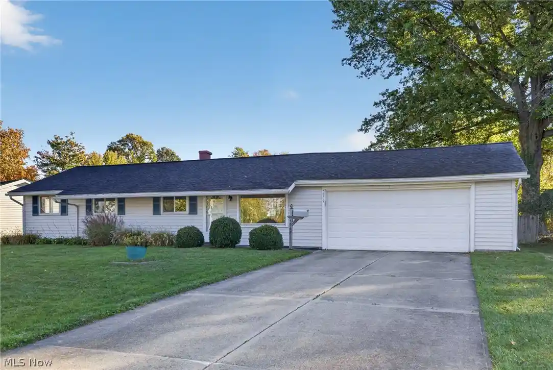 Single family home for sale at 5969 Thunderbird Dr, Mentor on the Lake, OH 44060 | MLS# 5253553