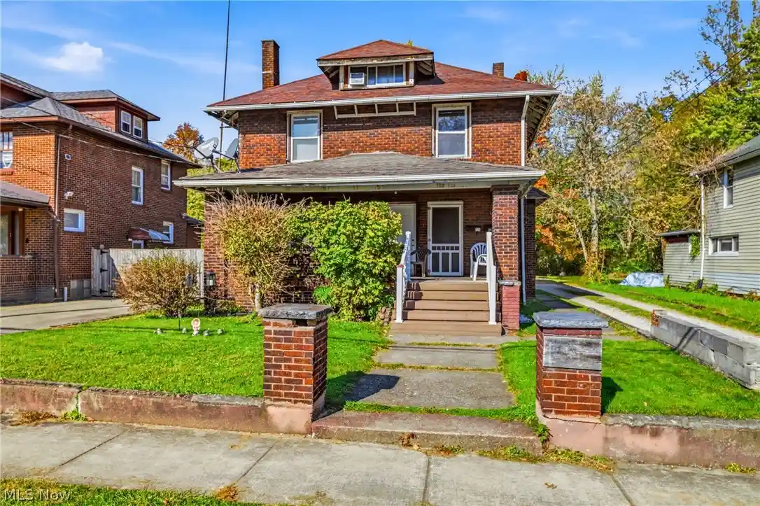 Photo 1 of Multi family home for sale at 720 726 728 Hoyt St, Warren, OH 44485 | MLS# 5256053 | Listing updated on 2026-10-28