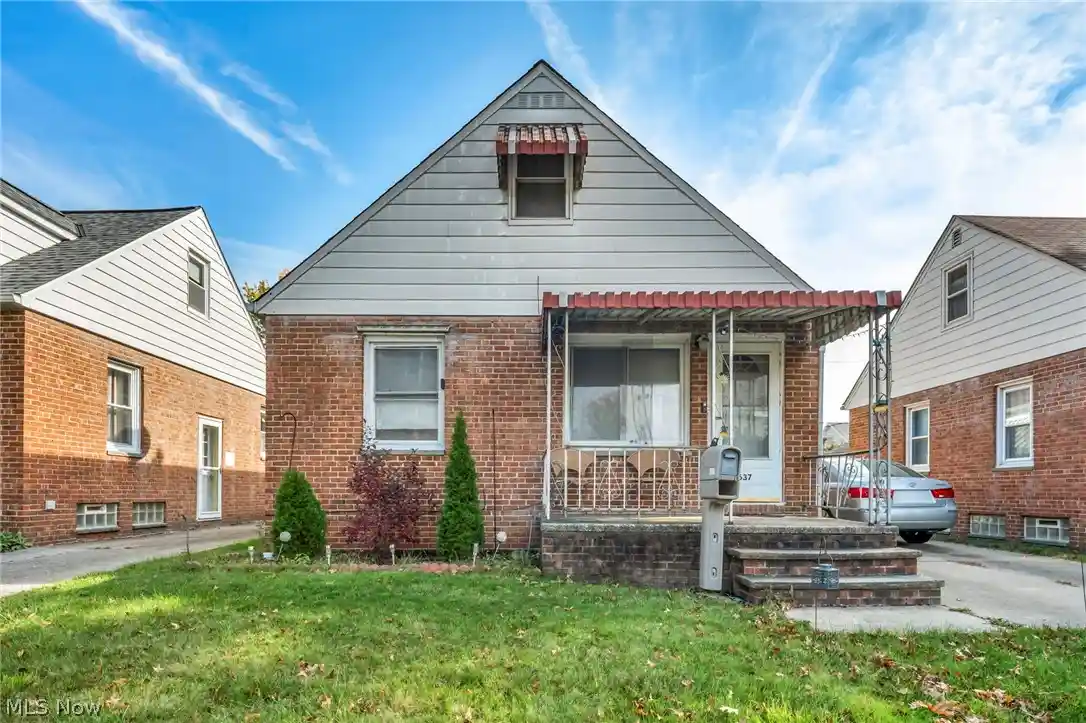 Single family home for sale at 4637 W 146th Street, Cleveland, OH 44135 | MLS# 5255956