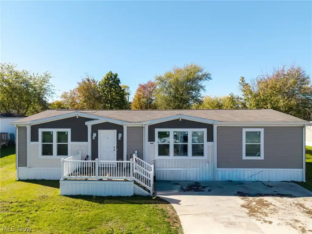 Photo 1 of Single family home for sale at 4691 Scenic Dr, Ravenna, OH 44266 | MLS# 5254829 | Listing updated on 2026-10-27
