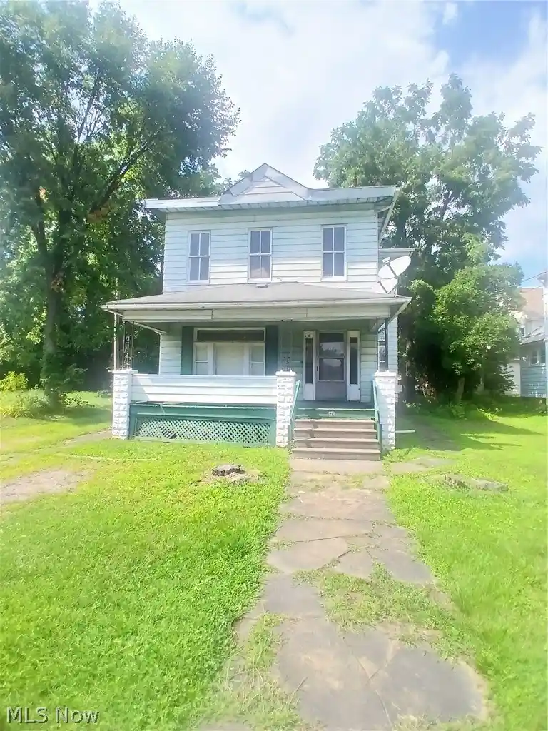 Photo 1 of Multi family home for sale at 424 Belmont Ave Nw, Warren, OH 44483 | MLS# 5255695 | Listing updated on 2026-10-27