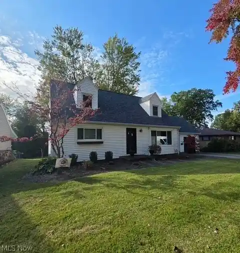 Single family home for sale at 844 N Bentley, Niles, OH 44446 | MLS# 5256469