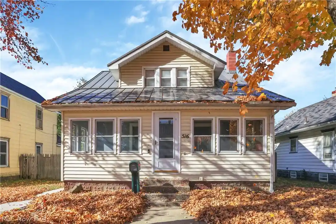 Single family home for sale at 516 Mulvane St, Newcomerstown, OH 43832 | MLS# 5256329