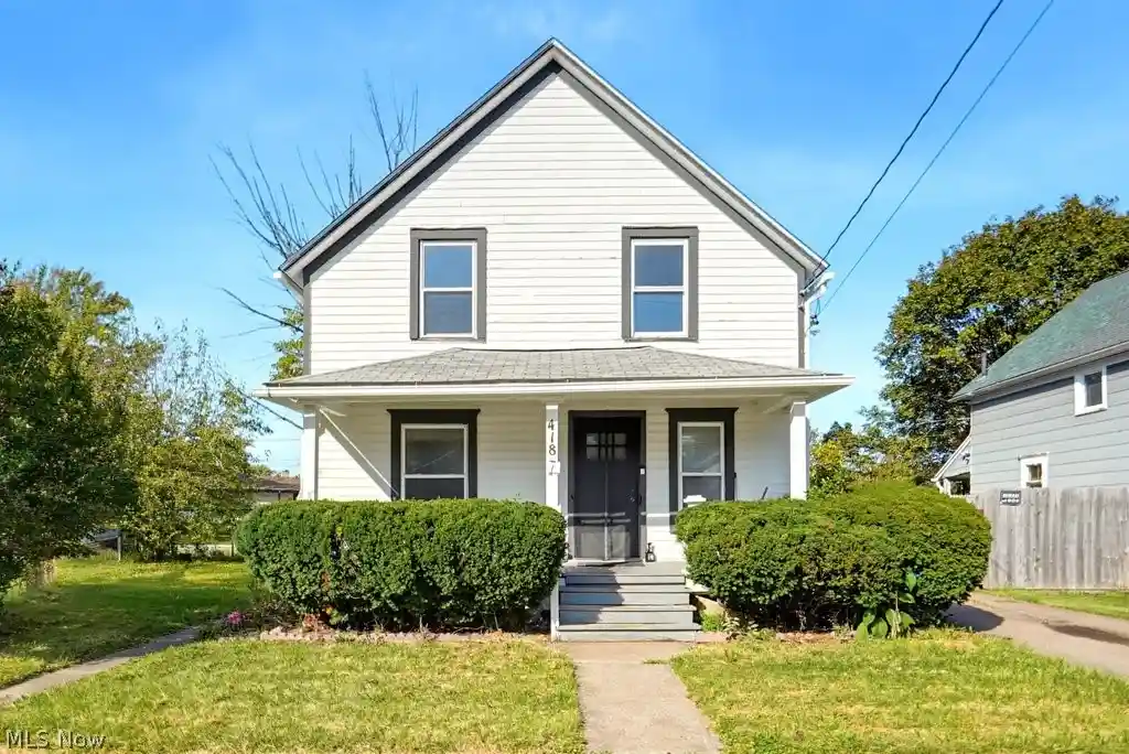 Multi family home for sale at 418 W 17th Street, Lorain, OH 44052 | MLS# 5256545