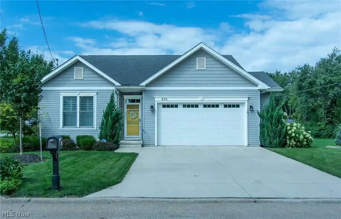 Single family home for sale at 850 Rd To Happiness, Vermilion, OH 44089 | MLS# 5250835