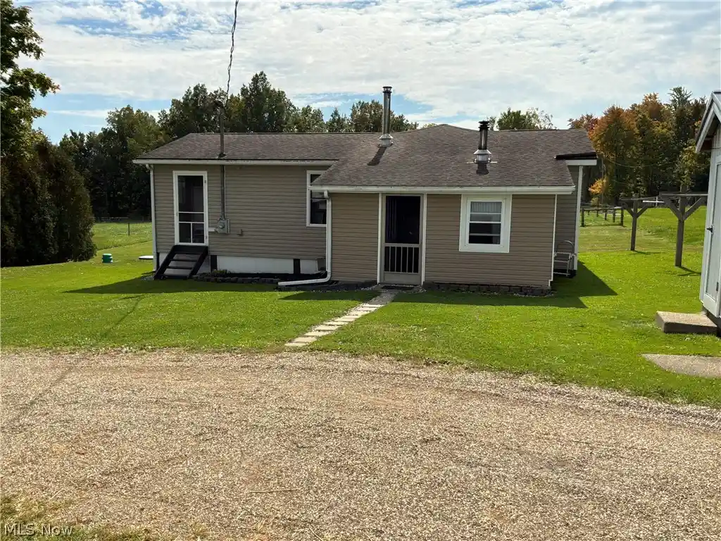 Photo 1 of Single family home for sale at 5307 Kinsman Rd, Middlefield, OH 44062 | MLS# 5256185 | Listing updated on 2026-10-28