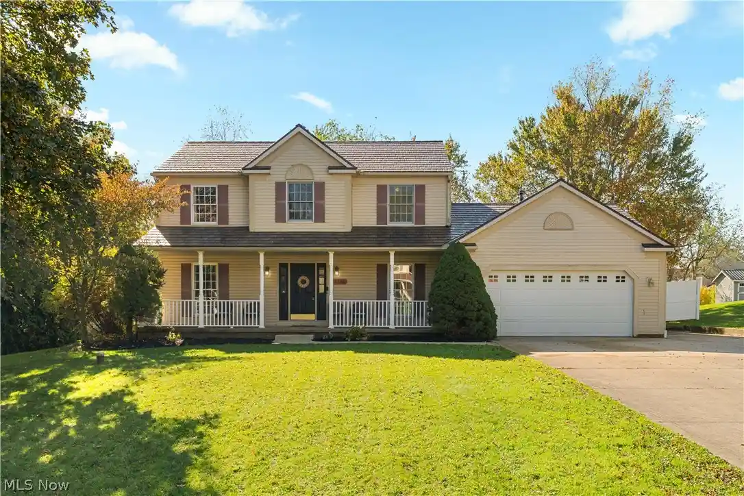 Single family home for sale at 3746 Wickham St NW, Uniontown, OH 44685 | MLS# 5255215