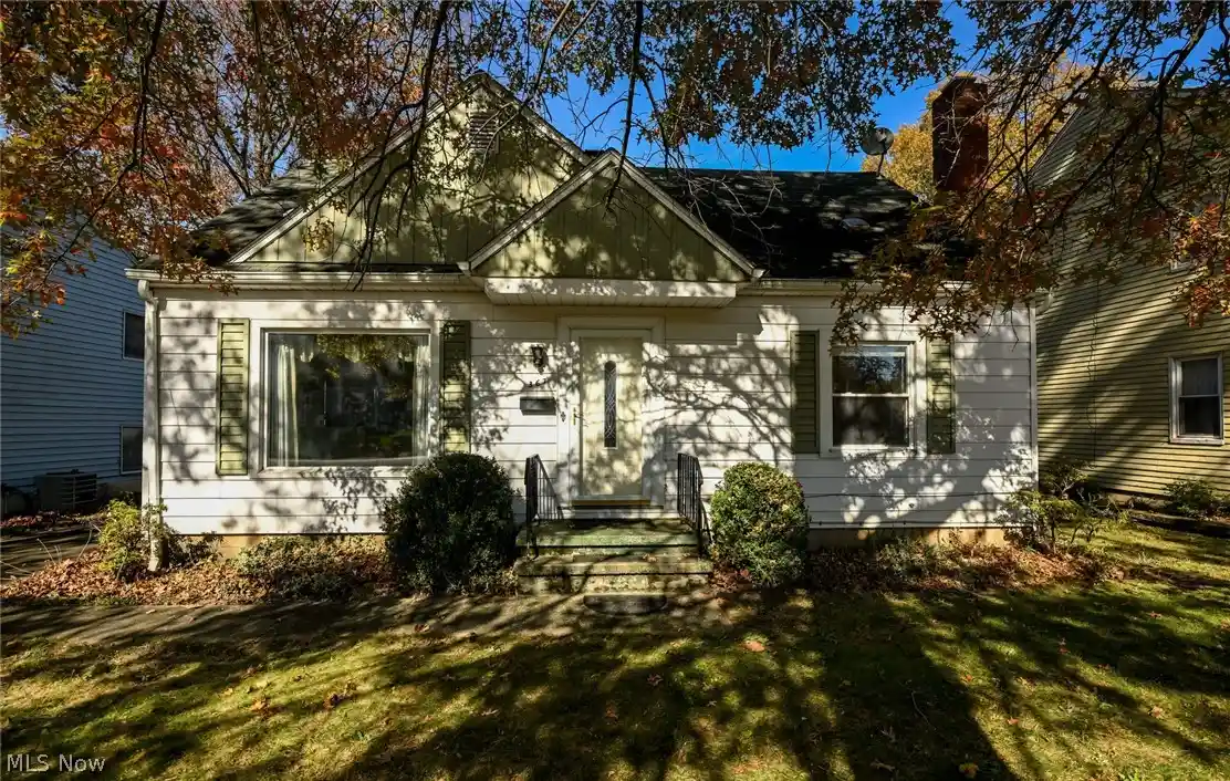 Photo 1 of Single family home for sale at 367 Lincoln Ave, Cuyahoga Falls, OH 44221 | MLS# 5256440 | Listing updated on 2026-10-28