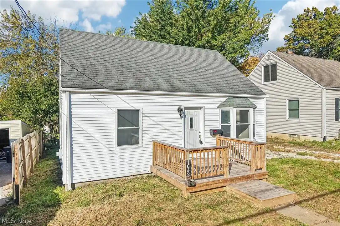 Single family home for sale at 1642 Highview Ave, Akron, OH 44301 | MLS# 5254446