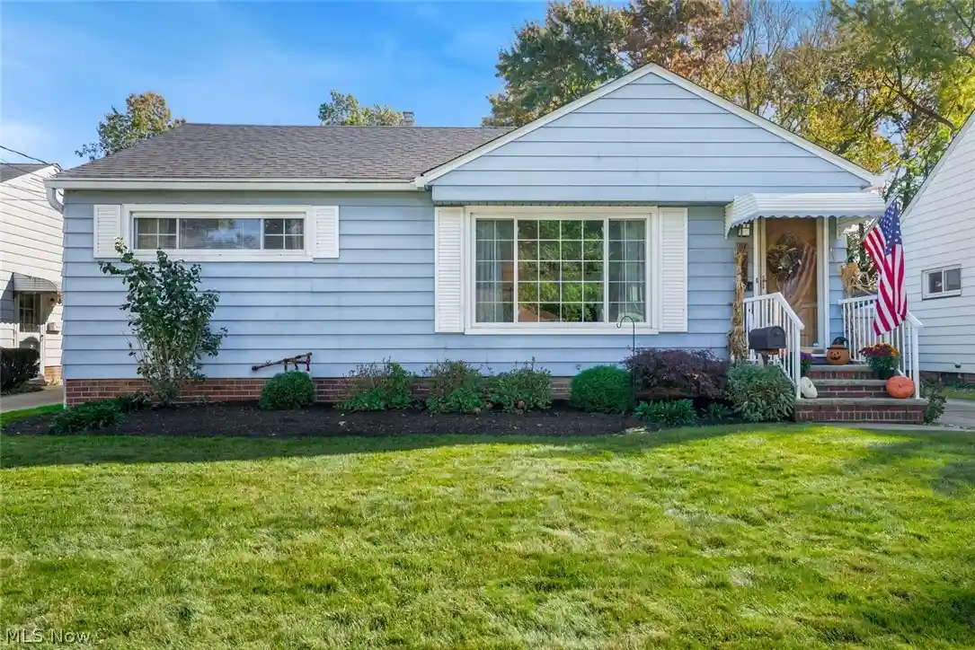 Single family home for sale at 4287 W 182nd Street, Cleveland, OH 44135 | MLS# 5254772