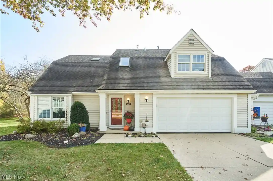 Photo 1 of Condo for sale at 9607 E Idlewood Dr, Twinsburg, OH 44087 | MLS# 5256149 | Listing updated on 2026-10-28