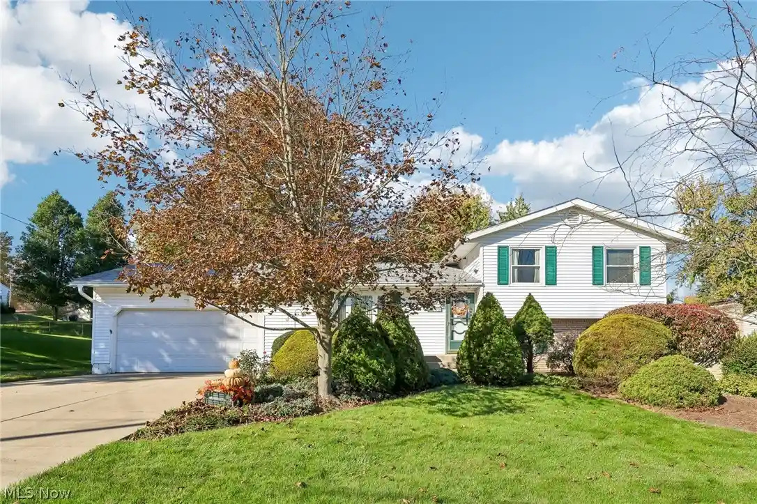 Single family home for sale at 3300 Butternut Dr, Norton, OH 44203 | MLS# 5256409