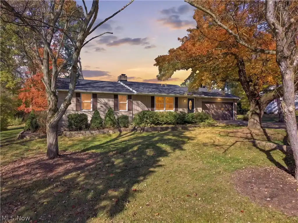 Single family home for sale at 8195 Overwood Ave NW, North Canton, OH 44720 | MLS# 5256398