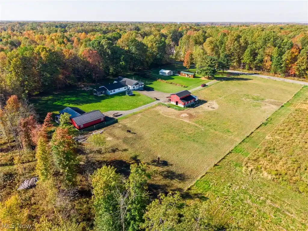 Photo 1 of Single family home for sale at 6988 N Park Rd, Bristolville, OH 44402 | MLS# 5256623 | Listing updated on 2026-10-28