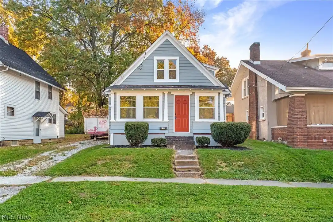 Photo 1 of Single family home for sale at 225 East St, Wadsworth, OH 44281 | MLS# 5255841 | Listing updated on 2026-10-28