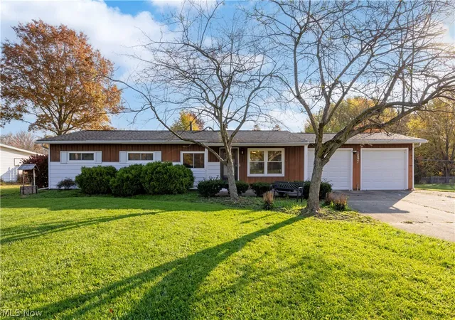 Photo 1 of Sale Pending at 1897 Paul Dr, Brunswick, OH 44212 | MLS# 5256568 | Listing updated on 2026-10-30